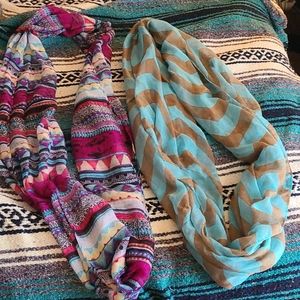 Scarfs